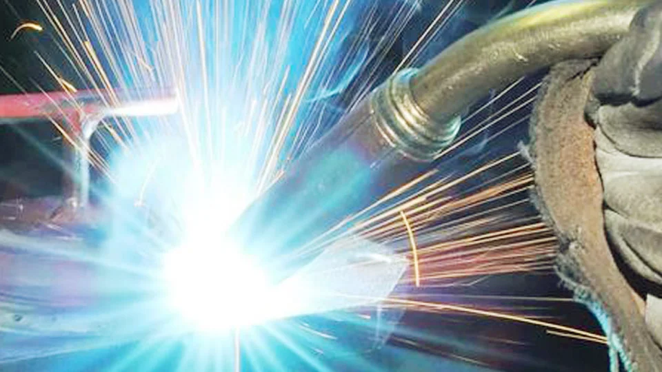 Why Is My MIG Welder Popping? Guide to Fixing the Pop 1 Why Is My MIG Welder Popping