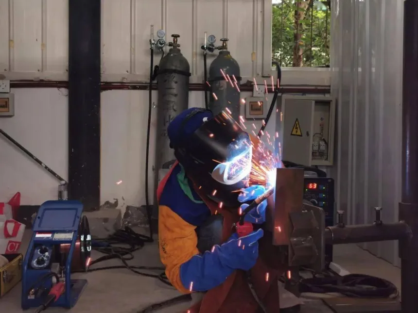 Farmer’s Guide: What Type of Welder is Best for Farm or Ranch Repairs