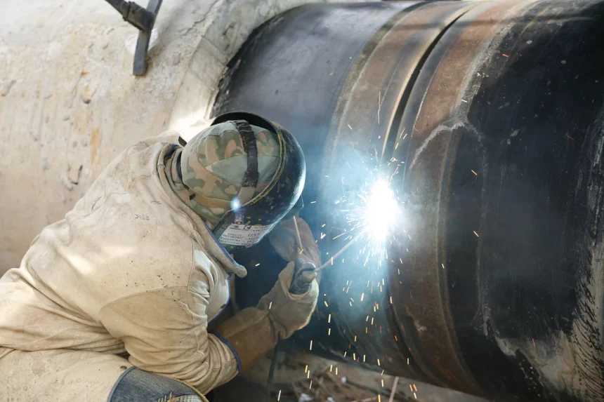 How to Get into Pipeline Welding
